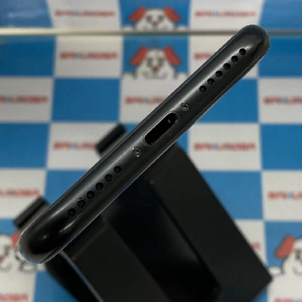 iPhoneSE 第2世代 au版SIMフリー 64GB MHGP3J/A A2296 ブラック