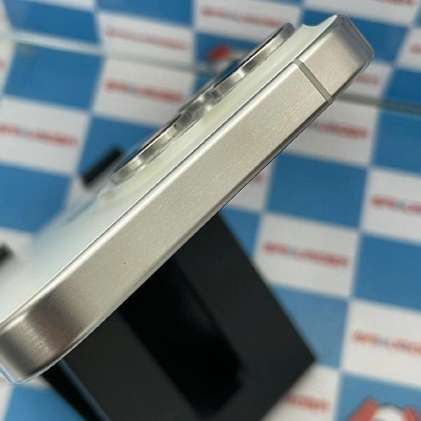 iPhone15 Pro Apple版SIMフリー 256GB MTUD3J/A A3101 新品同様 No 商品カラー