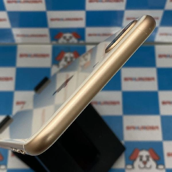 iPhone8 Plus Apple版SIMフリー 64GB MQ9M2J/A A1898 極美品