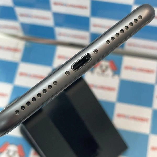 iPhone8 Plus SoftBank版SIMフリー 64GB MQ9K2J/A A1898 美品