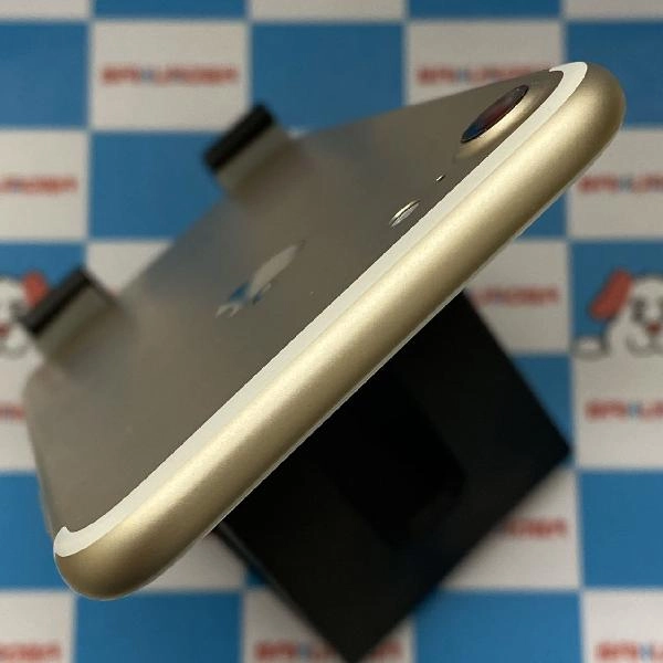 iPhone7 SoftBank版SIMフリー 32GB MNCG2J/A A1779 ゴールド