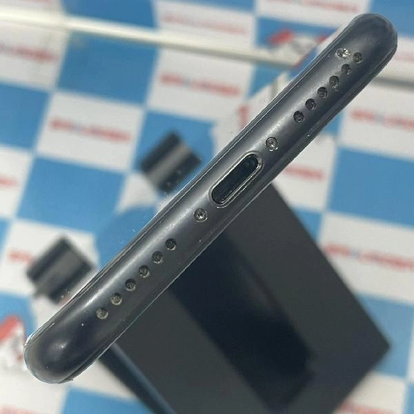 iPhoneSE 第2世代 au版SIMフリー 128GB MHGT3J/A A2296 ブラック