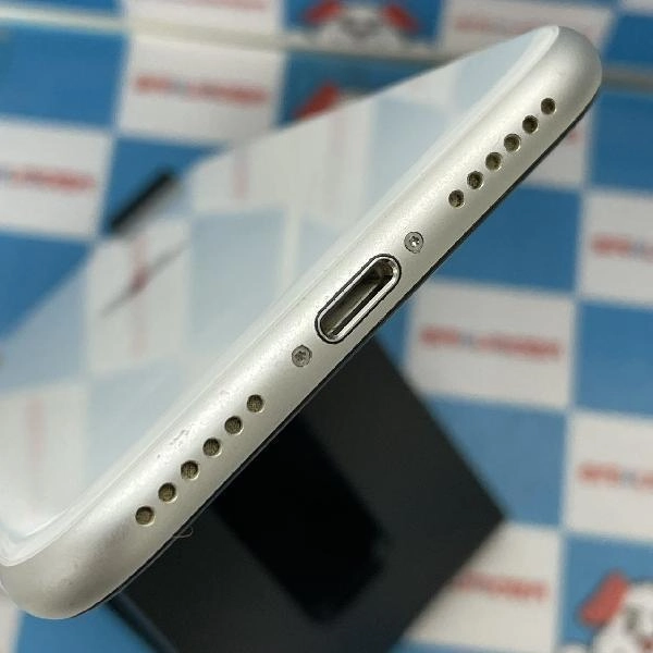 iPhoneSE 第2世代 SoftBank版SIMフリー 64GB MHGQ3J/A A2296 ホワイト