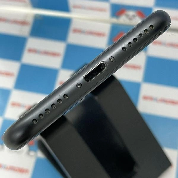 iPhoneSE 第2世代 au版SIMフリー 64GB MX9R2J/A A2296 美品 ブラック