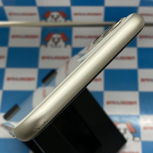 iPhone11 au版SIMフリー 64GB MWLU2J/A A2221 ホワイト