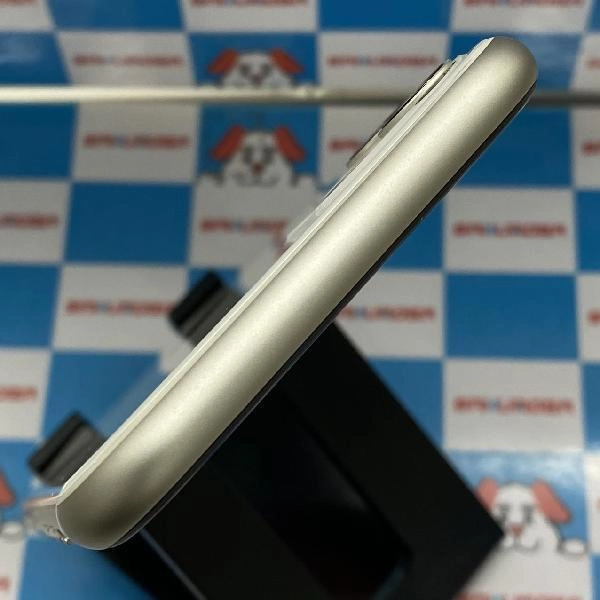 iPhone11 docomo版SIMフリー 128GB MWM22J/A A2221 極美品 ホワイト