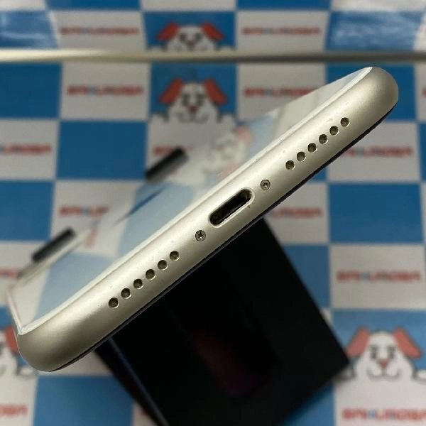 iPhone11 Apple版SIMフリー 128GB MWM22J/A A2221 極美品 ホワイト