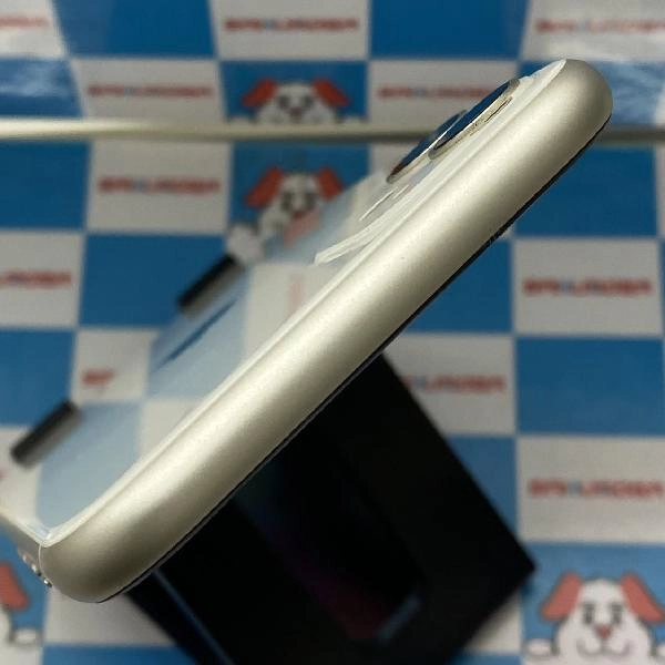 iPhone11 Apple版SIMフリー 128GB MWM22J/A A2221 極美品 ホワイト