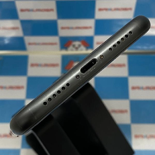 iPhone11 docomo版SIMフリー 64GB MWLT2J/A A2221 ブラック