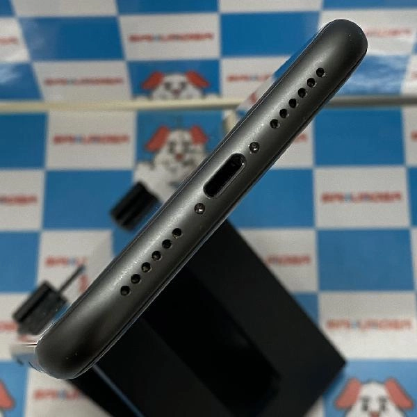 iPhone11 docomo版SIMフリー 64GB MWLT2J/A A2221 ブラック