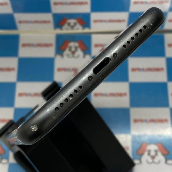 iPhone11 SoftBank版SIMフリー 64GB MWLT2J/A A2221 ブラック