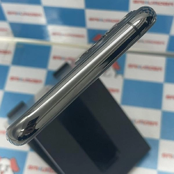 iPhone11 Pro au版SIMフリー 256GB MWC72J/A A2215 極美品