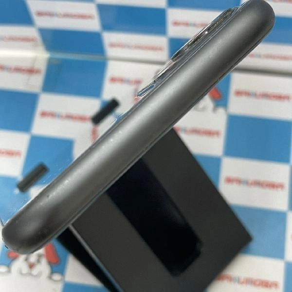 iPhone11 au版SIMフリー 128GB MWM22J/A A2221 美品 ホワイト