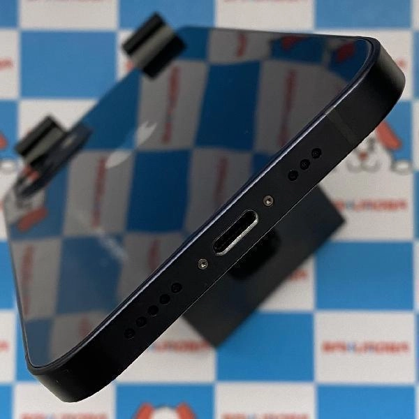 iPhone12 docomo版SIMフリー 256GB MGJ03J/A A2402 極美品 ホワイト