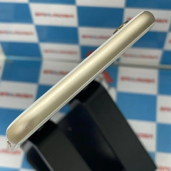 iPhone6 docomo 64GB MG4J2J/A A1586