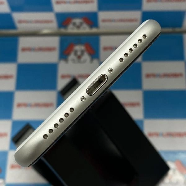 iPhoneSE 第2世代 Apple版SIMフリー 64GB MX9T2J/A A2296 美品 ホワイト
