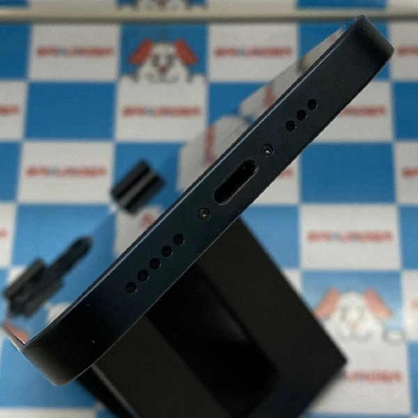 iPhone13 au版SIMフリー 128GB MLNC3J/A A2631 美品