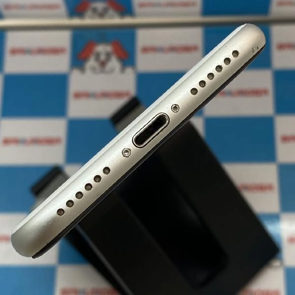 iPhoneSE 第2世代 SoftBank版SIMフリー 64GB MX9T2J/A A2296 美品 ホワイト
