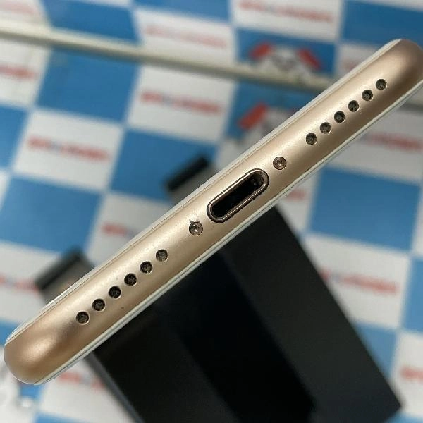 iPhone8 docomo版SIMフリー 256GB MQ862J/A A1906 ゴールド