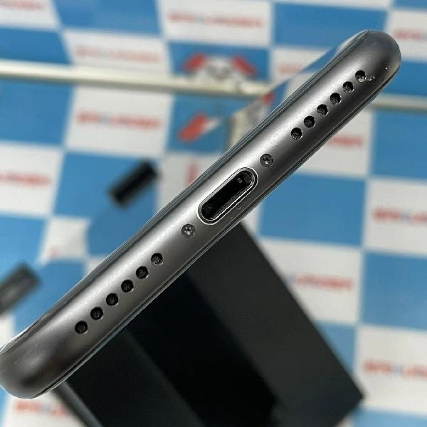 iPhone8 docomo版SIMフリー 256GB MQ842J/A A1906 スペースグレイ