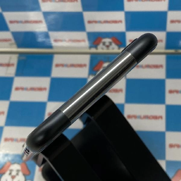 iPhoneSE 第3世代 docomo版SIMフリー 128GB MMYF3J/A A2782 未使用品