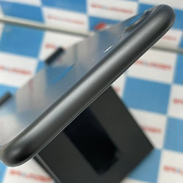 iPhone7 SoftBank版SIMフリー 32GB MNCE2J/A A1779 ブラック