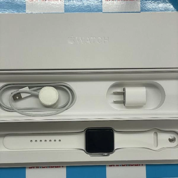 Apple Watch Series 2  MNPJ2TA/A A1757 極美品