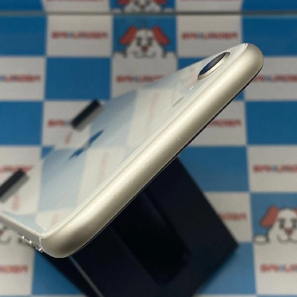 iPhoneSE 第3世代 docomo版SIMフリー 128GB MMYG3J/A A2782