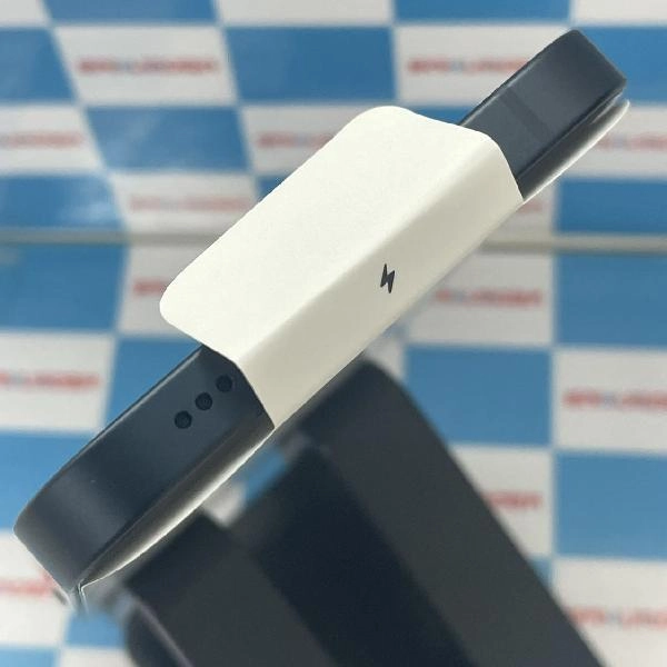 iPhone13 au版SIMフリー 128GB NLNC3J/A A2631 交換未使用