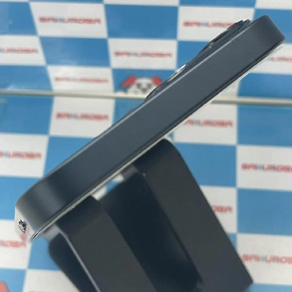 iPhone13 au版SIMフリー 128GB NLNC3J/A A2631 交換未使用