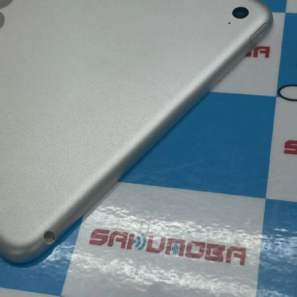 iPad mini 第4世代 Wi-Fiモデル 64GB MK9H2J/A A1528 極美品 シルバー