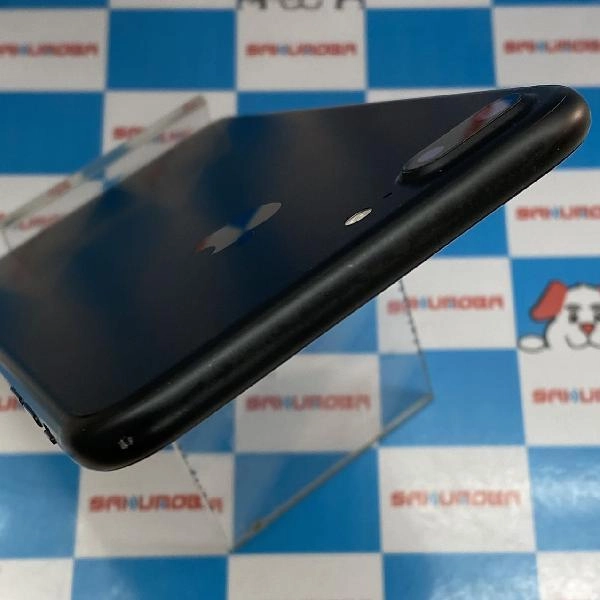 iPhone7 Plus docomo版SIMフリー 128GB NN6F2J/A A1785 美品 ブラック
