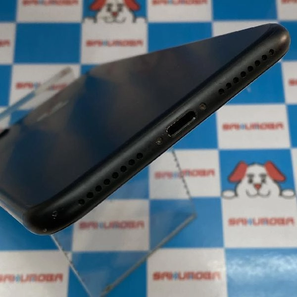 iPhone7 Plus docomo版SIMフリー 128GB NN6F2J/A A1785 美品 ブラック