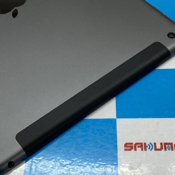 iPad 第9世代 au版SIMフリー 64GB MK473J/A A2604 極美品