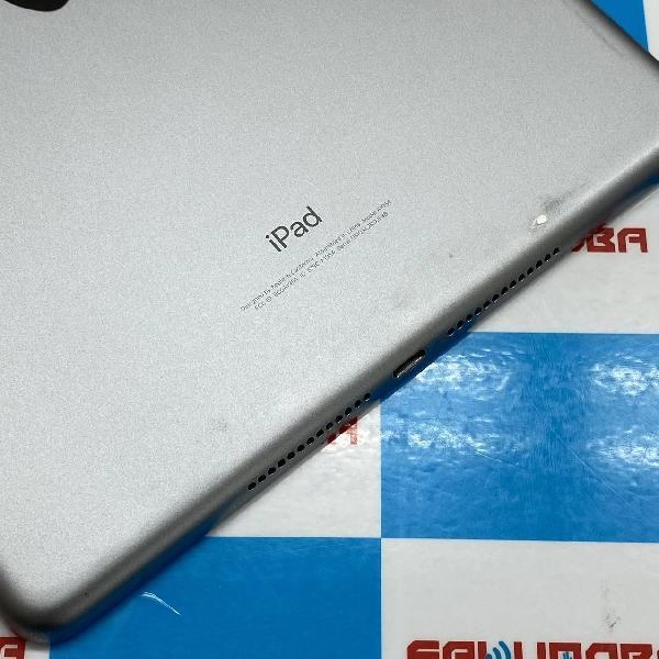 iPad 第6世代 au版SIMフリー 32GB MR6N2J/A A1954