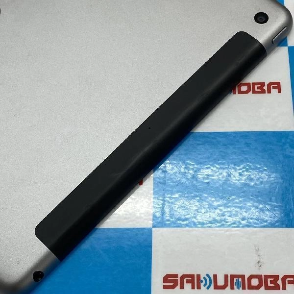 iPad 第6世代 au版SIMフリー 32GB MR6N2J/A A1954