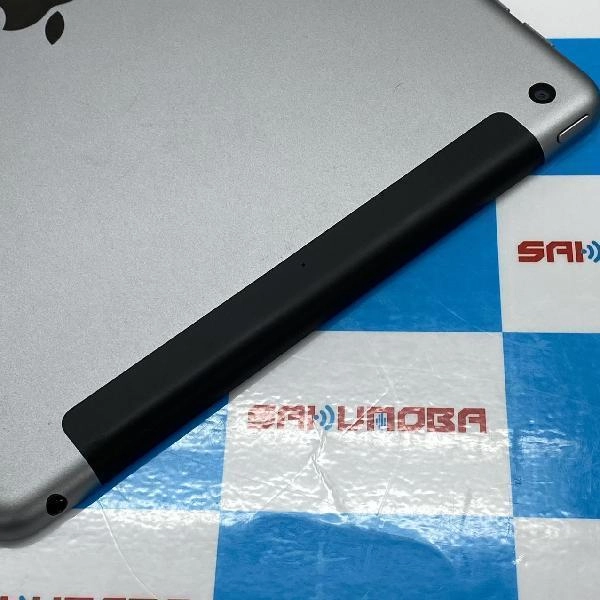 iPad 第6世代 au版SIMフリー 32GB MR6N2J/A A1954