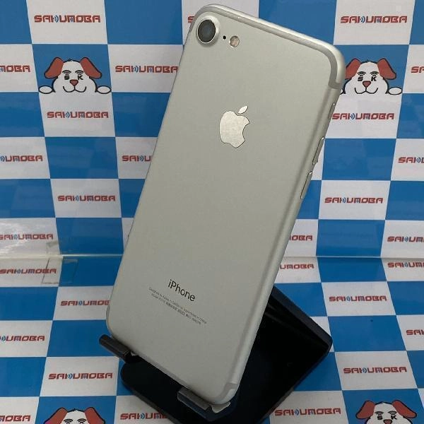 iPhone7 au版SIMフリー 32GB MNCF2J/A A1779 美品 シルバー