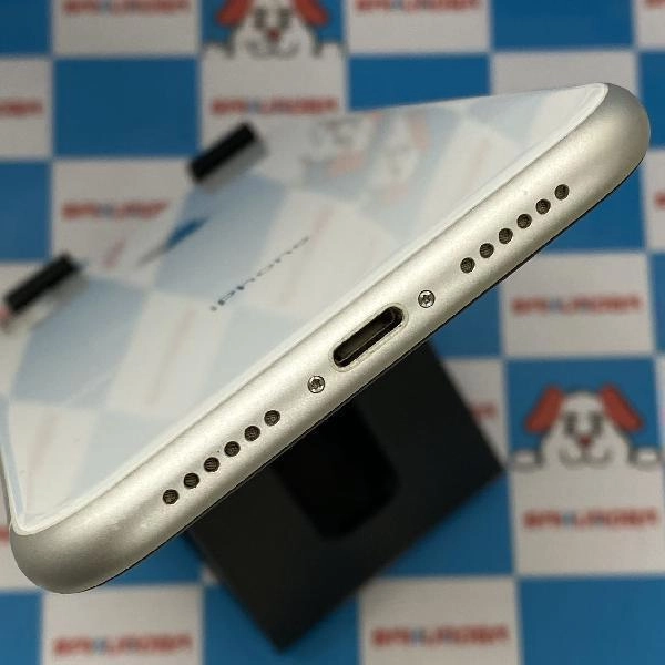 iPhoneXR au版SIMフリー 64GB MT032J/A A2106 美品