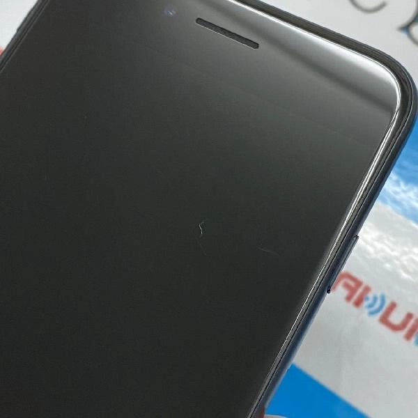 iPhoneSE 第3世代 SoftBank版SIMフリー 64GB MMYC3J/A A2782 極美品