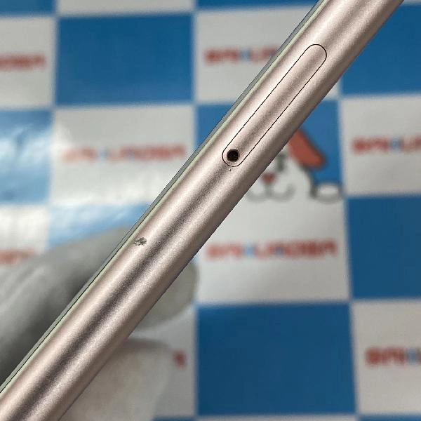 iPhone7 SoftBank版SIMフリー 32GB MNCJ2J/A A1779 極美品 ローズゴールド