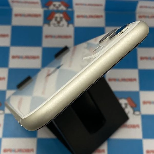 iPhone11 docomo版SIMフリー 64GB MWLU2J/A A2221 美品 ホワイト