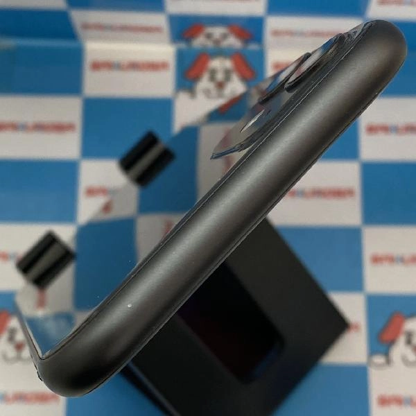 iPhone11 docomo版SIMフリー 128GB MWM22J/A A2221 極美品 ブラック