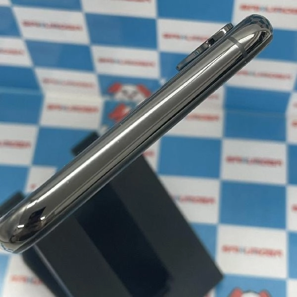 iPhoneXS Max SoftBank版SIMフリー 256GB MT6U2J/A A2102 極美品 スペースグレイ