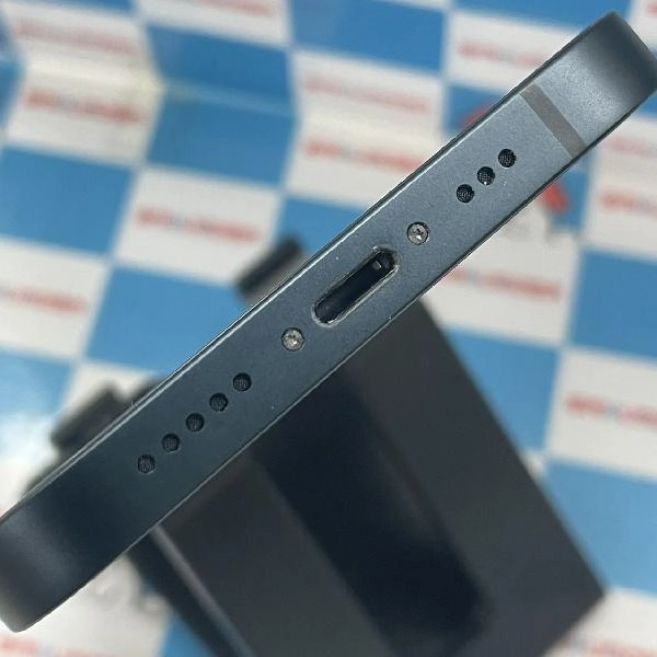 iPhone13 au版SIMフリー 128GB MLNC3J/A A2631 美品