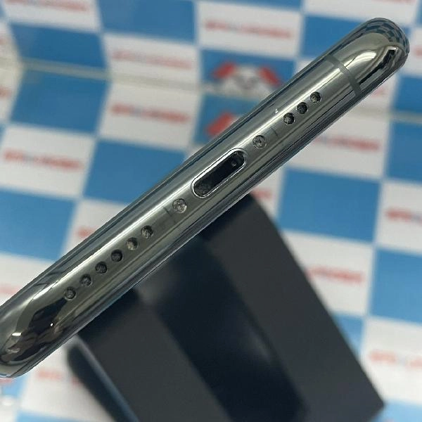 iPhone11 Pro au版SIMフリー 256GB MWCC2J/A A2215