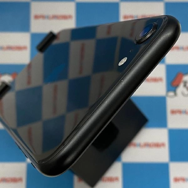 iPhoneSE 第2世代 docomo版SIMフリー 128GB MHGT3J/A A2296 極美品 ブラック