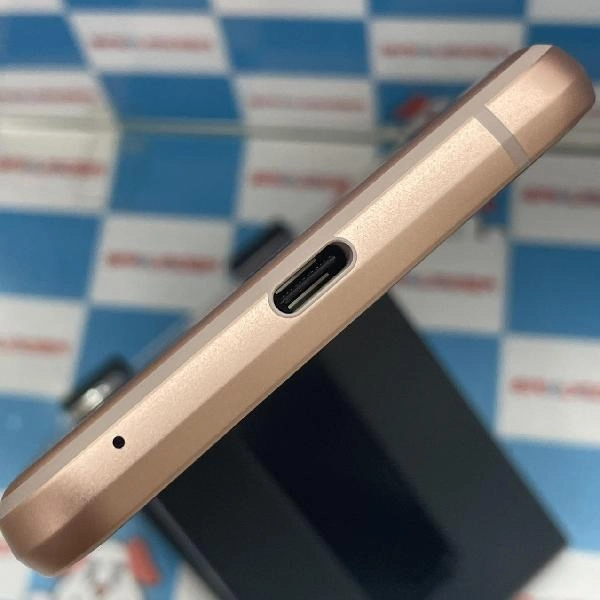 AQUOS sense3 SHV45 au 32GB 新品同様品