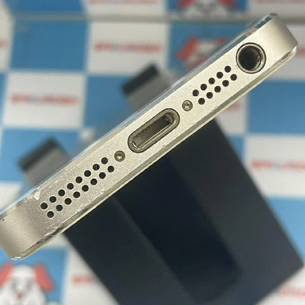 iPhone5s au 64GB ME340J/A A1453