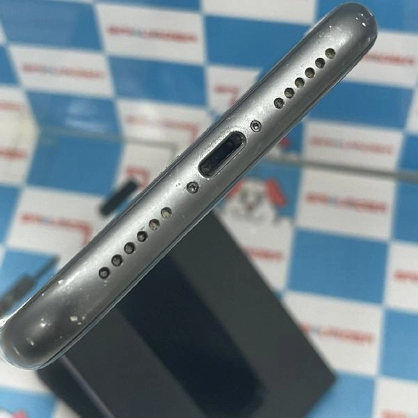 iPhone11 海外版SIMフリー 128GB MWM02X/A A2221 訳あり大特価 ブラック